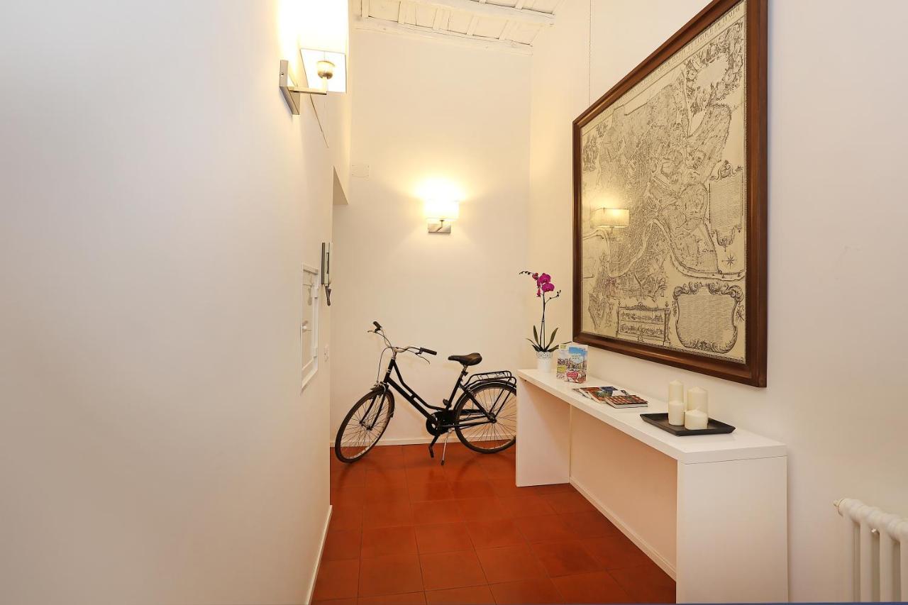 مبيت وإفطار روما Domus Croce المظهر الخارجي الصورة